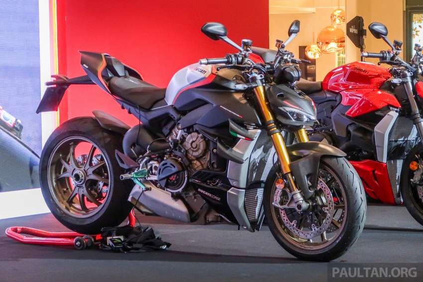 Cận cảnh Ducati Streetfighter V4SP 2022 giá hơn 1,2 tỷ đồng