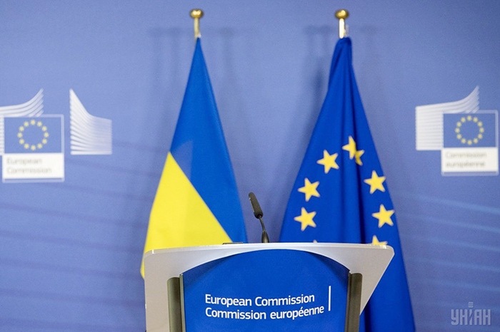Dư luận nói gì về việc EU quyết định trao quy chế ứng viên cho Ukraine?
