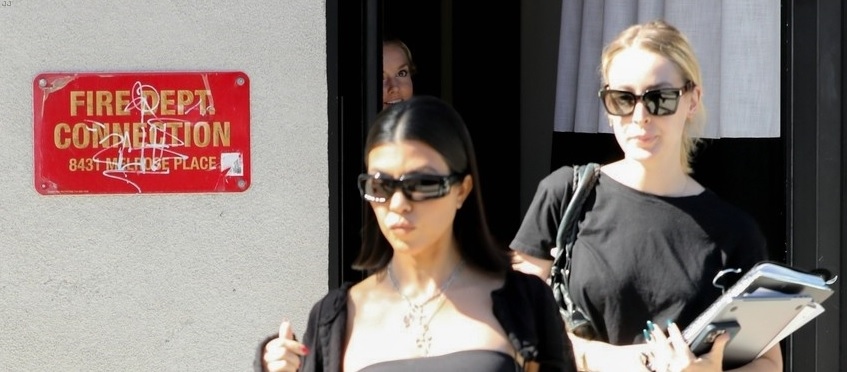 Kourtney Kardashian thanh lịch ra phố sau buổi chụp hình