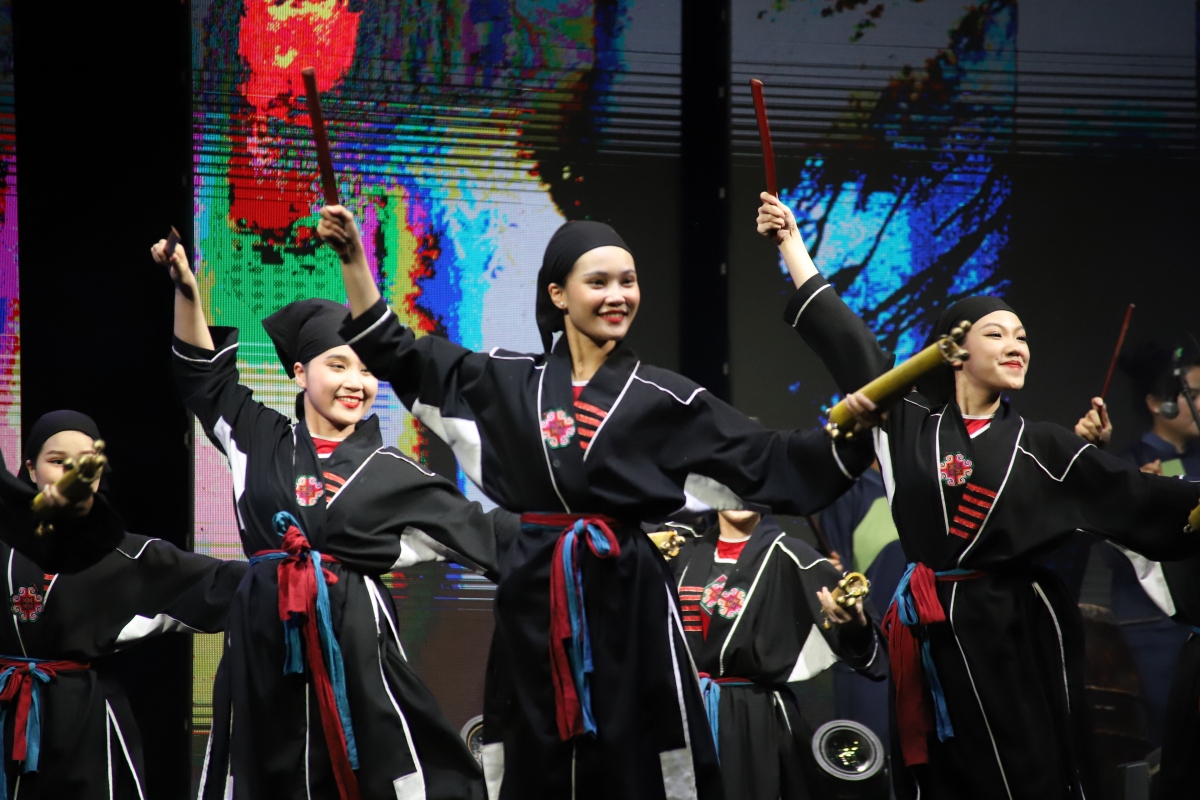 “Chào Huế” khép lại tuần lễ Festival Huế 2022