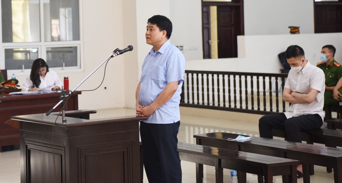 Ông Nguyễn Đức Chung cùng 2 bị cáo nộp toàn bộ tiền khắc phục hậu quả