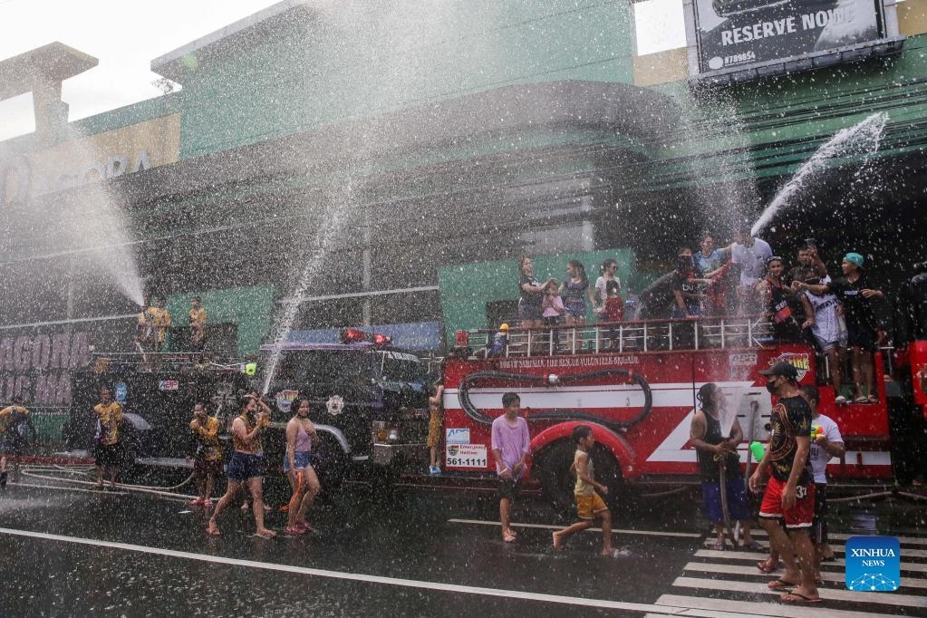 Tưng bừng lễ hội nước tại Philippines sau 2 năm gián đoạn do COVID-19