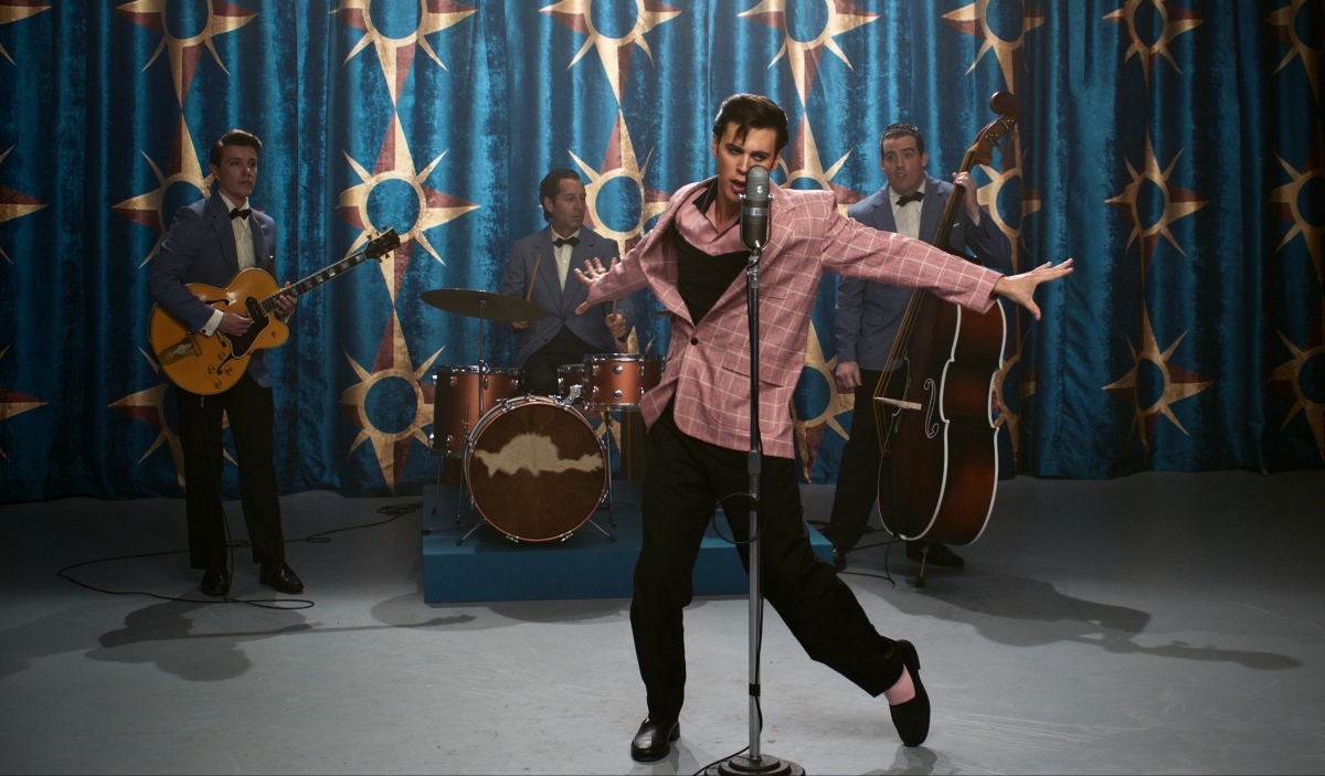 "Elvis" - tác phẩm về huyền thoại âm nhạc đáng xem nhất hè này