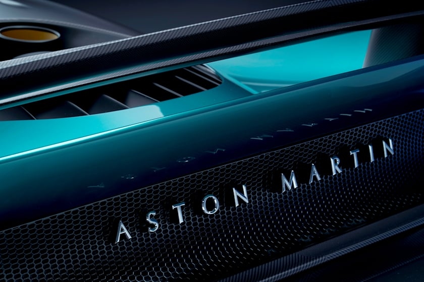 Aston Martin thoát khỏi cảnh nợ nần nhờ khoản đầu tư 744 triệu USD