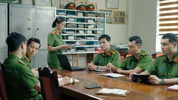 NSND Trung Anh bất ngờ cạo ria, Doãn Quốc Đam diễn xuất biến hóa trong "Đấu trí"