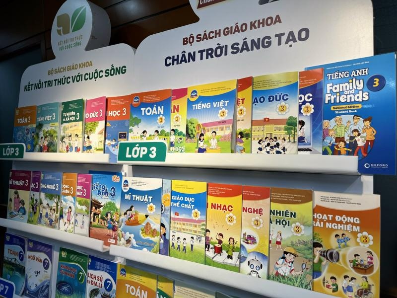 Định giá nhà nước: Giải pháp “hạ nhiệt” giá sách giáo khoa