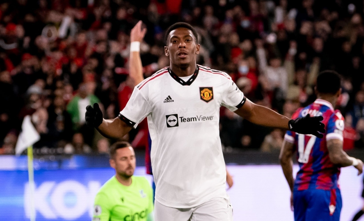 Chuyển nhượng 22/7: HLV Erik Ten Hag giữ Anthony Martial ở lại MU