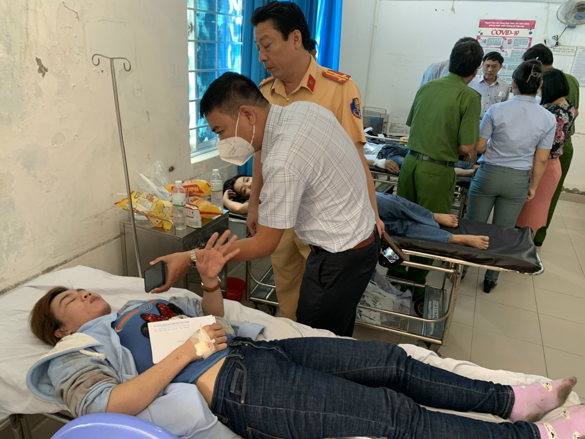 Vụ tai nạn làm 3 người chết ở Khánh Hòa: Xe khách, xe tải đều còn hạn đăng kiểm