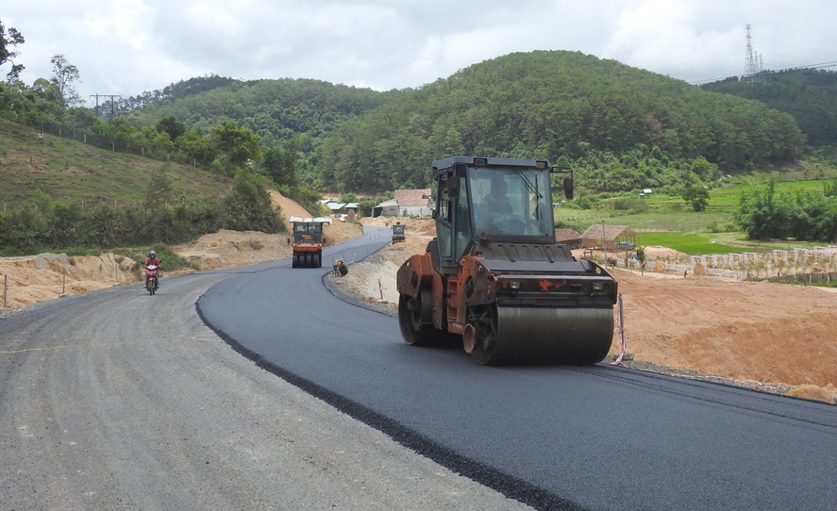 Khánh thành dự án cải tạo, nâng cấp các đoạn xung yếu trên QL24 qua tỉnh Kon Tum