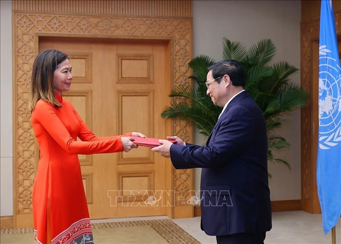 Thủ tướng Phạm Minh Chính tiếp điều phối viên thường trú LHQ trình thư ủy nhiệm