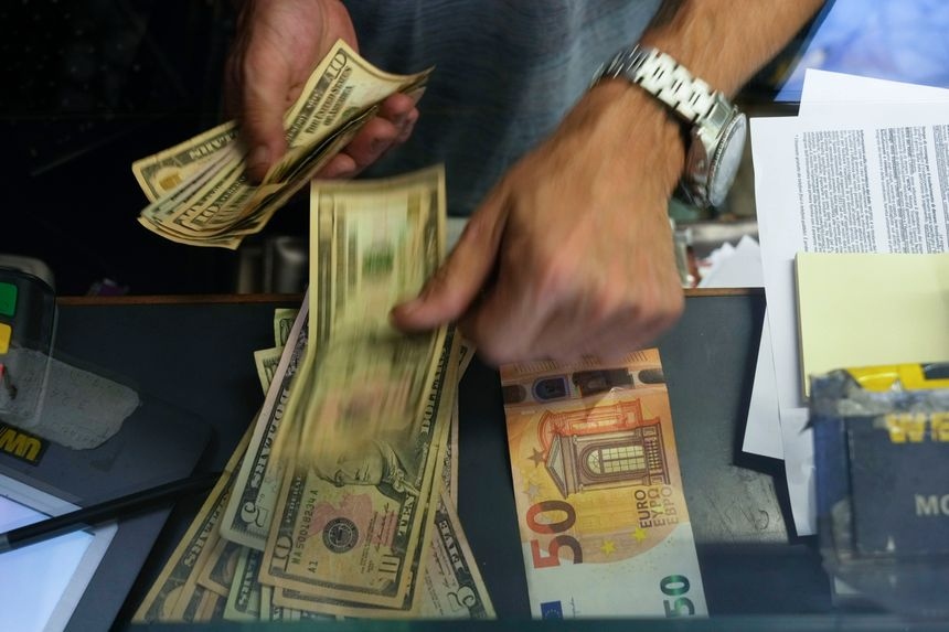 Dự báo "sốc": Giá Euro sắp thấp hơn USD