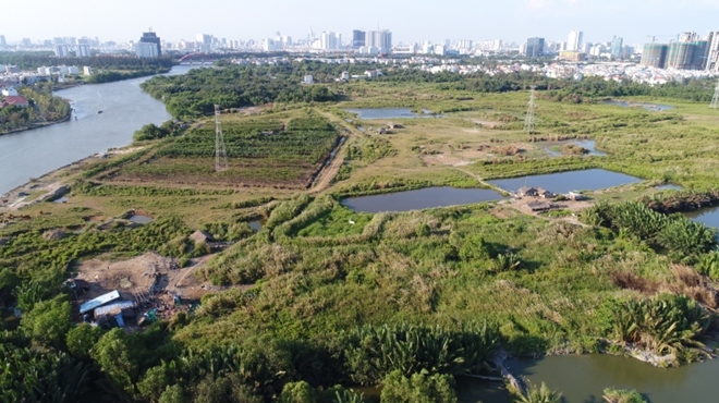 Truy tố 10 bị can vụ "bán rẻ đất công" xảy ra tại Công ty xây dựng Tân Thuận