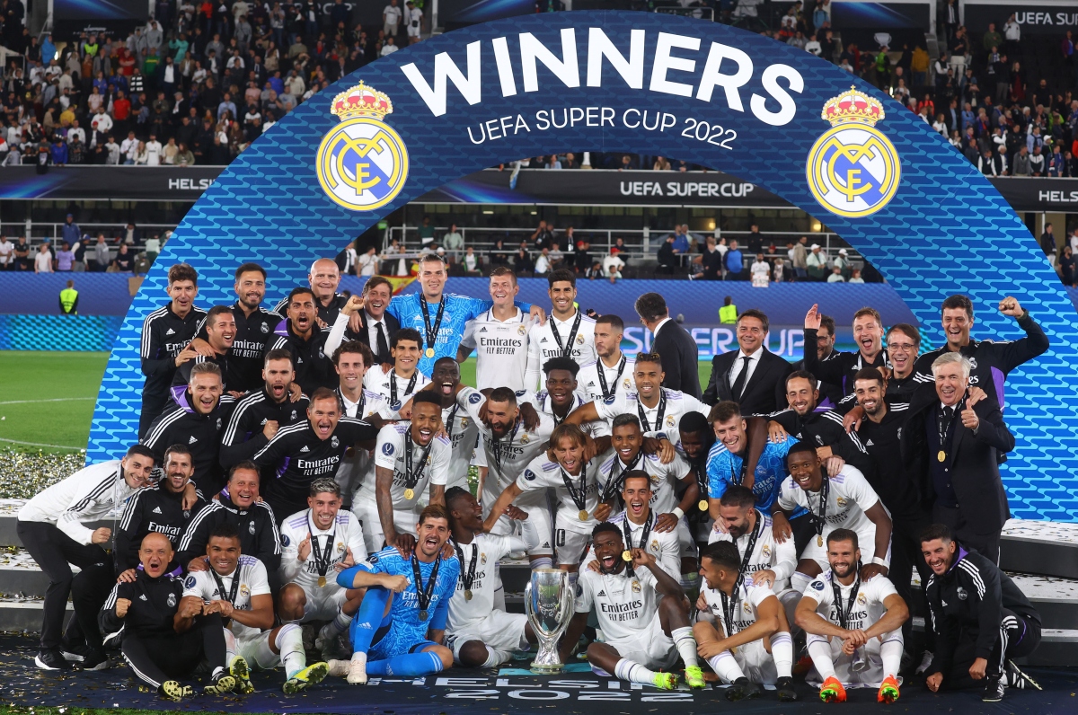 Thắng dễ Frankfurt, Real Madrid đăng quang Siêu Cúp châu Âu 2022