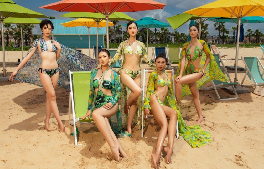 Bộ đôi Miss Earth tung ảnh siêu hot trong kỳ nghỉ dưỡng thành phố biển Phan Thiết