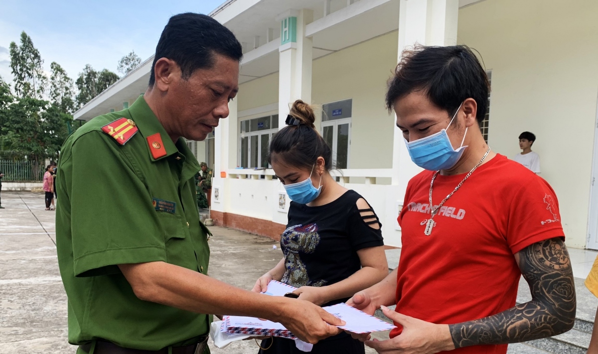 40 người tháo chạy khỏi casino ở Campuchia đã được trở về địa phương