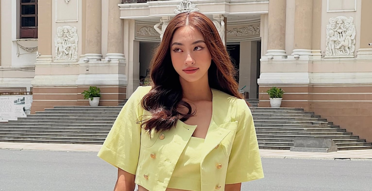 Hoa hậu Lương Thùy Linh lên đồ "cực chất", khoe dáng chuẩn fashionista trên phố