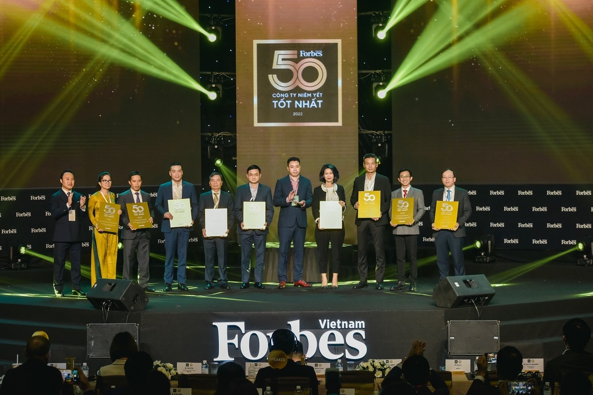 Top 50 công ty niêm yết tốt nhất Việt Nam gọi tên Vinamilk năm thứ 10 liên tiếp
