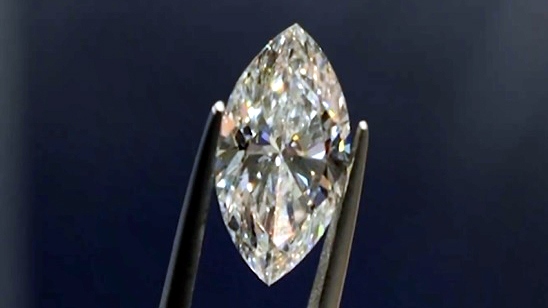 Kim cương được sản xuất trong phòng thí nghiệm