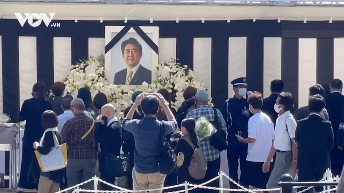 Hàng vạn người tiễn biệt cố Thủ tướng Nhật Bản Abe Shinzo