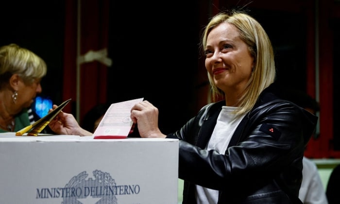 Liên minh cánh hữu do đảng cực hữu dẫn dắt chiến thắng lớn bầu cử lập pháp Italia