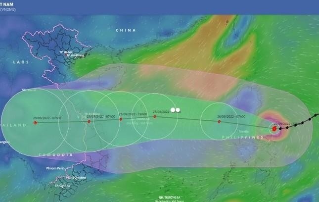 Bão Noru giật cấp 17 mỗi giờ đi được 20-25km