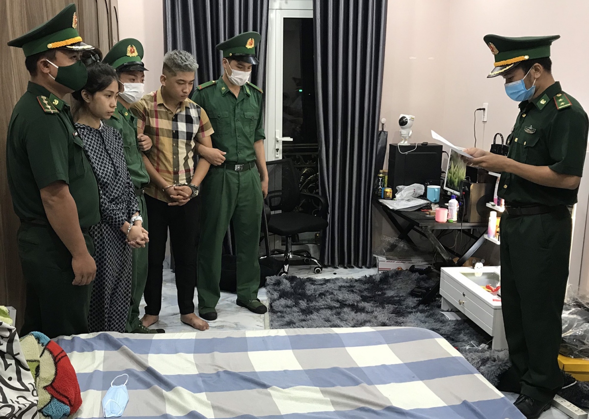 Biên phòng Đà Nẵng bắt 2 đối tượng mua bán trái phép chất ma túy