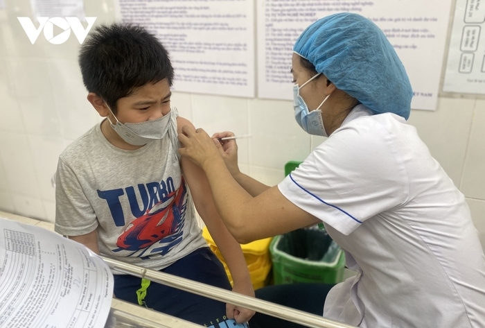 Bộ Y tế thừa nhận có tình trạng hết vaccine dịch vụ ở cơ sở y tế công