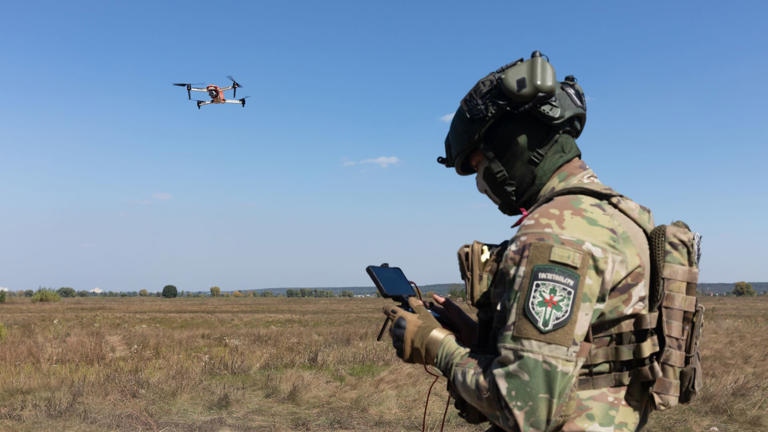 Xung đột Nga - Ukraine: Nơi thử nghiệm các công nghệ mới