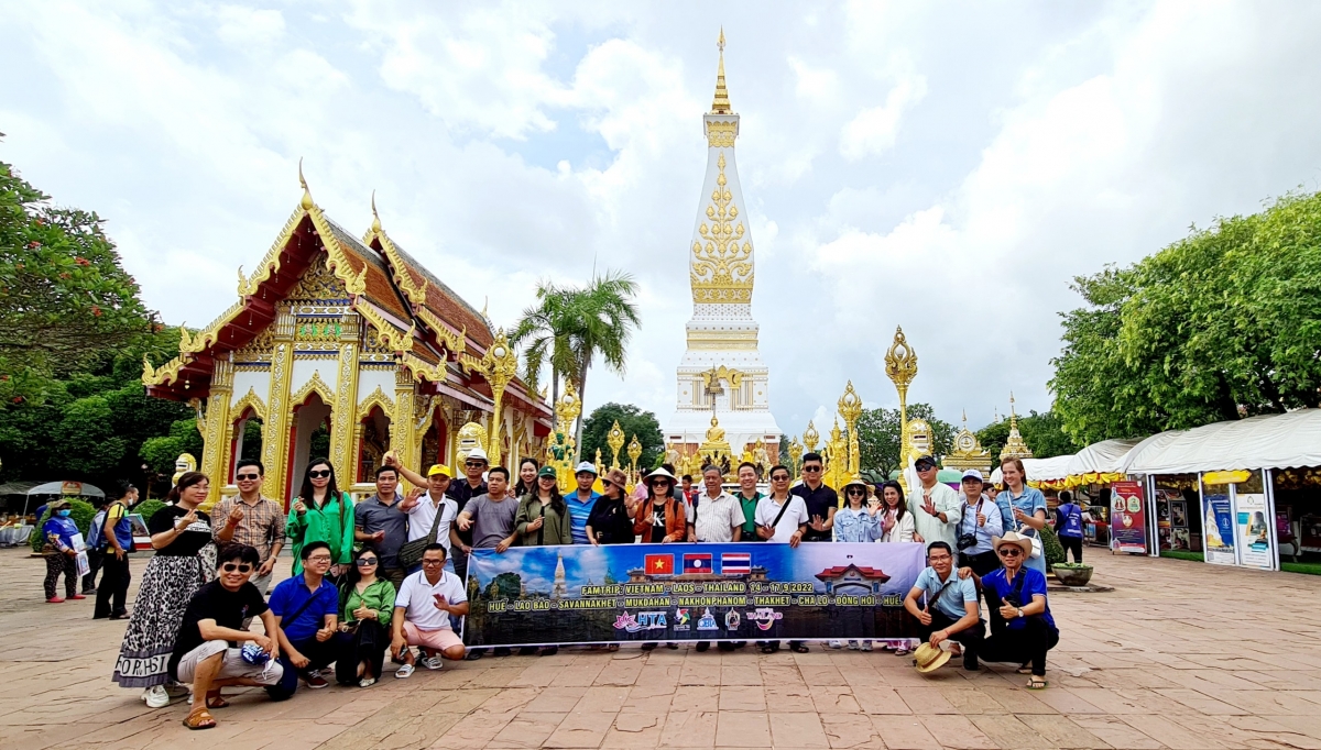 Tour đường bộ Việt Nam - Lào - Thái Lan lại đắt khách