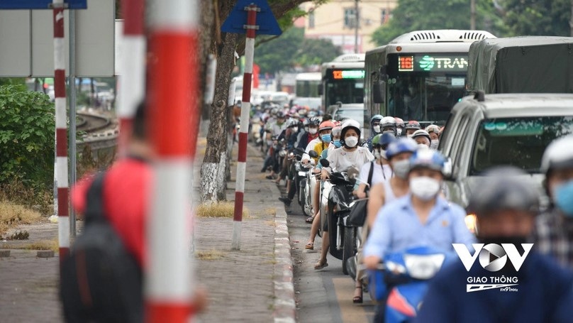 Hà Nội ngày càng ùn tắc nghiêm trọng, vì sao?