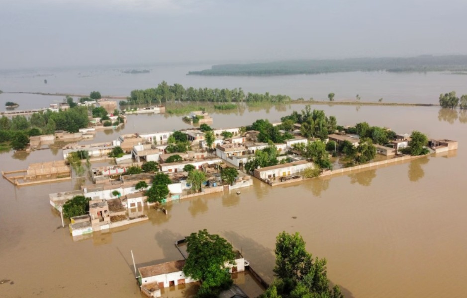 Lũ lụt nhấn chìm 1/3 diện tích Pakistan, gần 1.200 người thiệt mạng