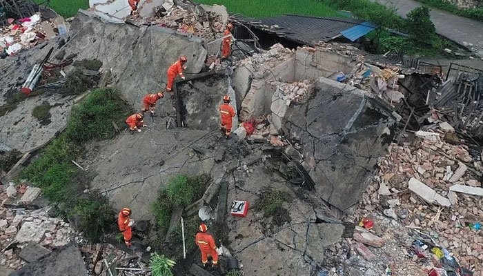 Động đất 6,8 độ richter ở Tứ Xuyên (Trung Quốc), 7 người thiệt mạng