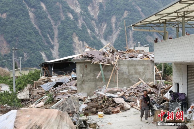 Số người thiệt mạng do động đất ở Tứ Xuyên (Trung Quốc) tăng lên 82