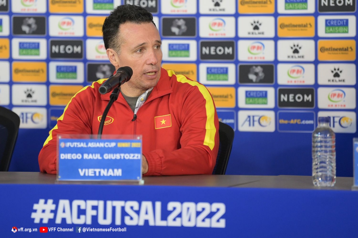 HLV Diego Giustozzi nói gì về khả năng ĐT Futsal Việt Nam thắng Nhật Bản?