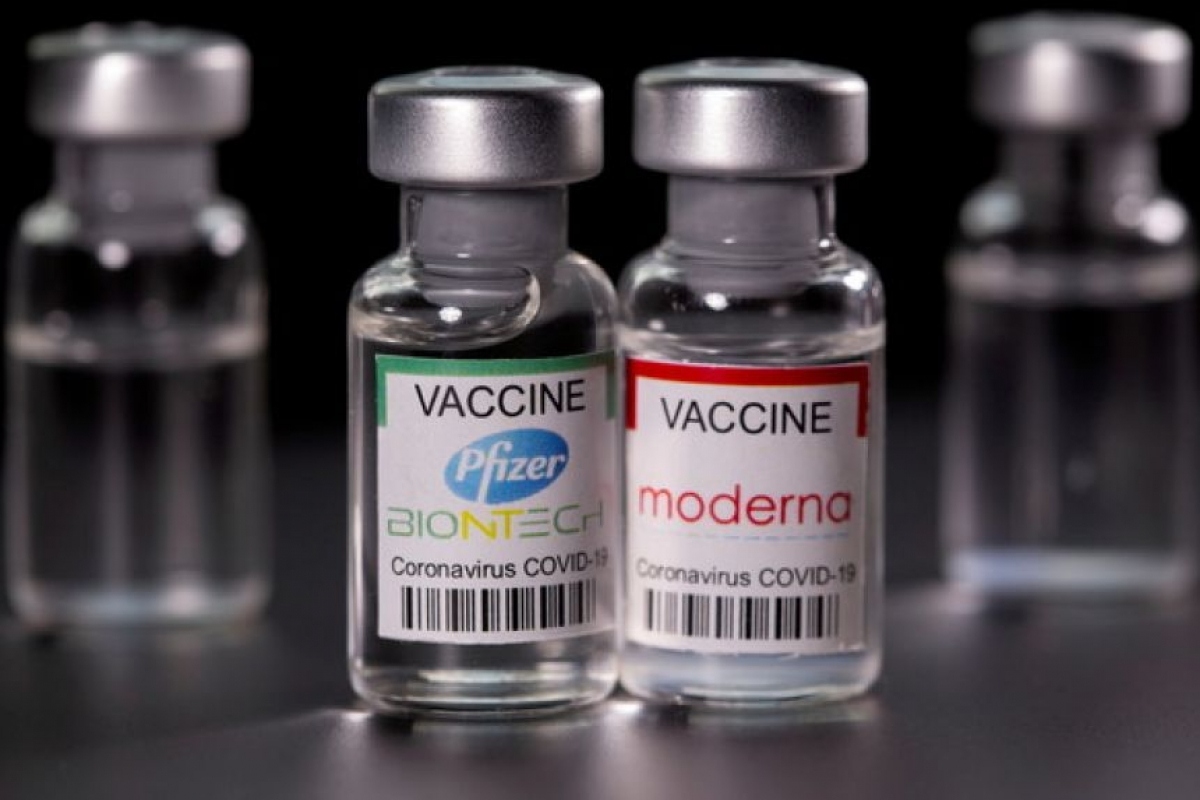 Mỹ sắp tiêm vaccine Covid-19 tăng cường chống các biến thể của Omicron