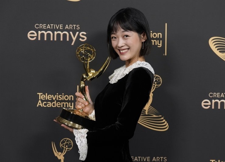 "Squid Game" ẵm 4 giải, Lee You-mi lập kỳ tích tại Emmy