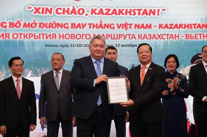 Cơ hội khám phá Việt Nam dành cho du khách Kazakhstan đường bay thẳng Vietjet
