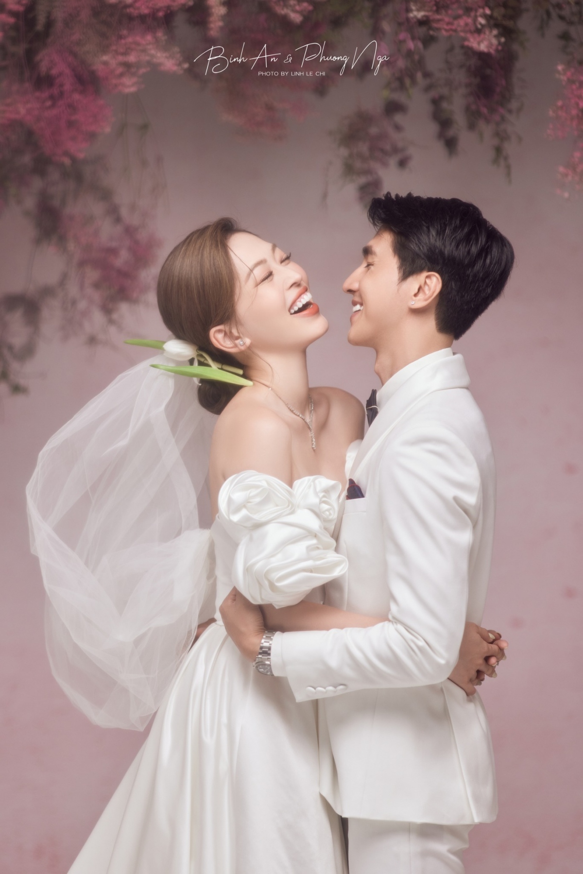 Ảnh cưới đẹp như tranh Hàn Quốc của Á hậu Phương Nga và diễn viên Bình An