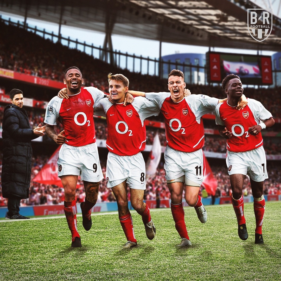 Biếm họa 24h: Arsenal trở lại thời hoàng kim