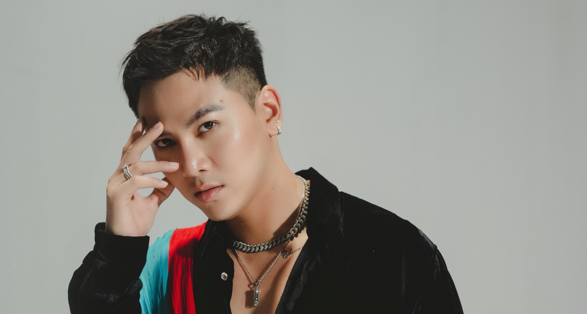 Rời "Ca sĩ mặt nạ", Mai Tiến Dũng trở lại đường đua V-pop với MV “Người như anh”