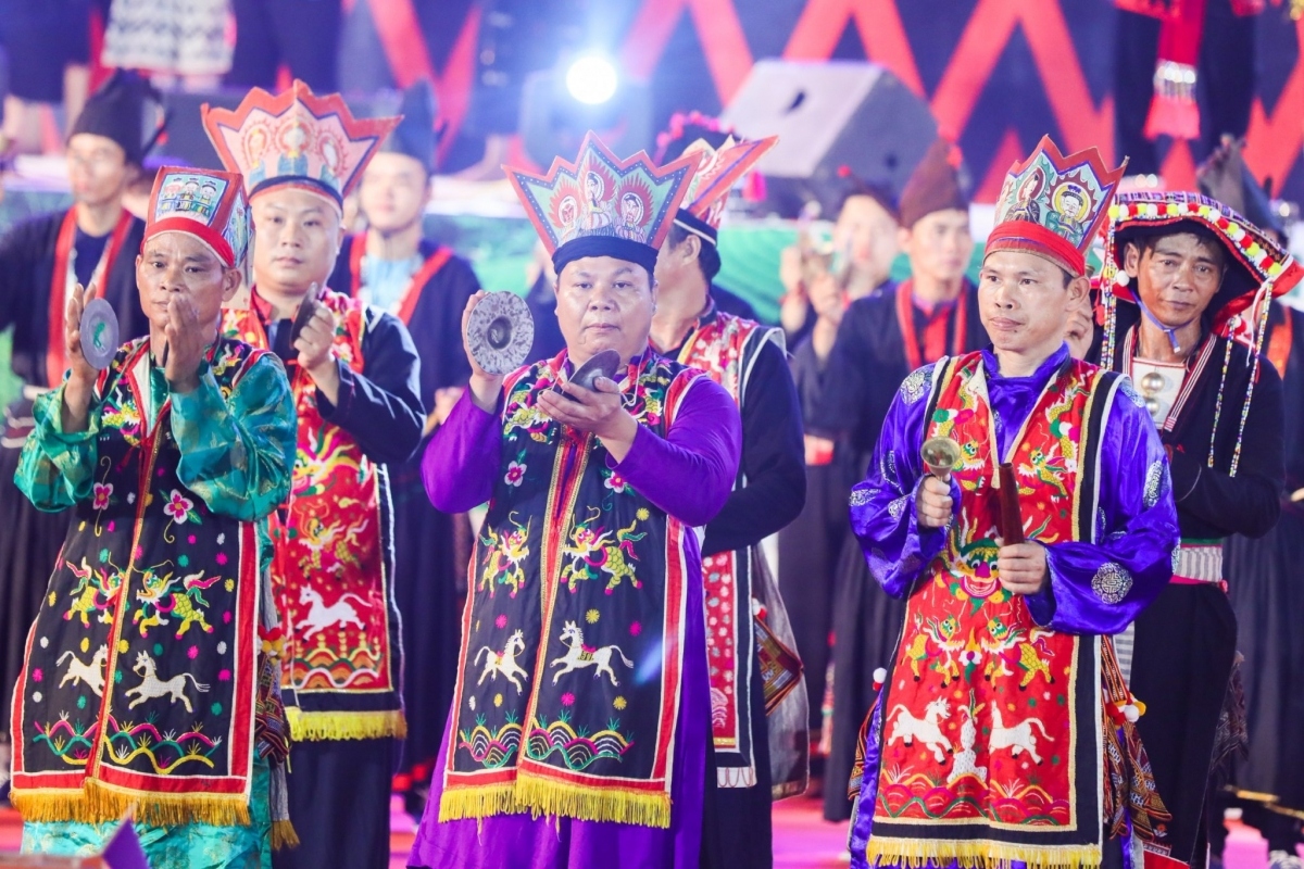Tưng bừng Ngày hội Văn hóa dân tộc Dao