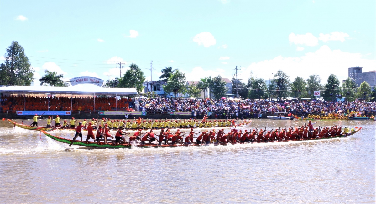 Lễ hội Oóc Om Bóc-Đua ghe Ngo Sóc Trăng lần thứ V, khu vực ĐBSCL năm 2022