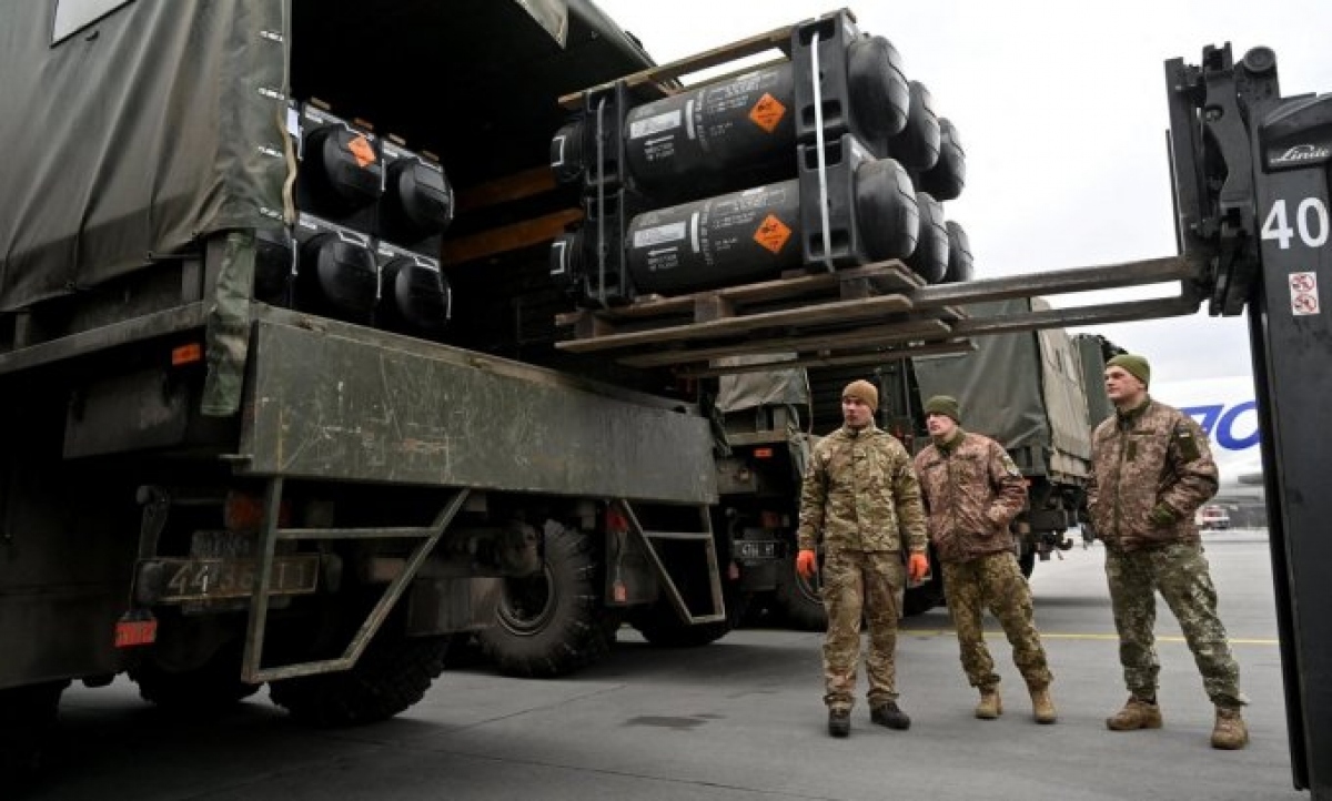 Mỹ đang cạn kiệt nguồn cung vũ khí cho Ukraine