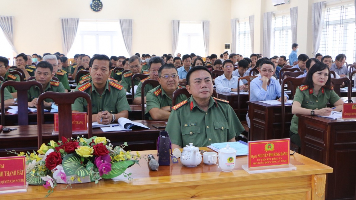 Tập huấn về nhân quyền cho đội ngũ cán bộ cơ sở tại Bình Phước