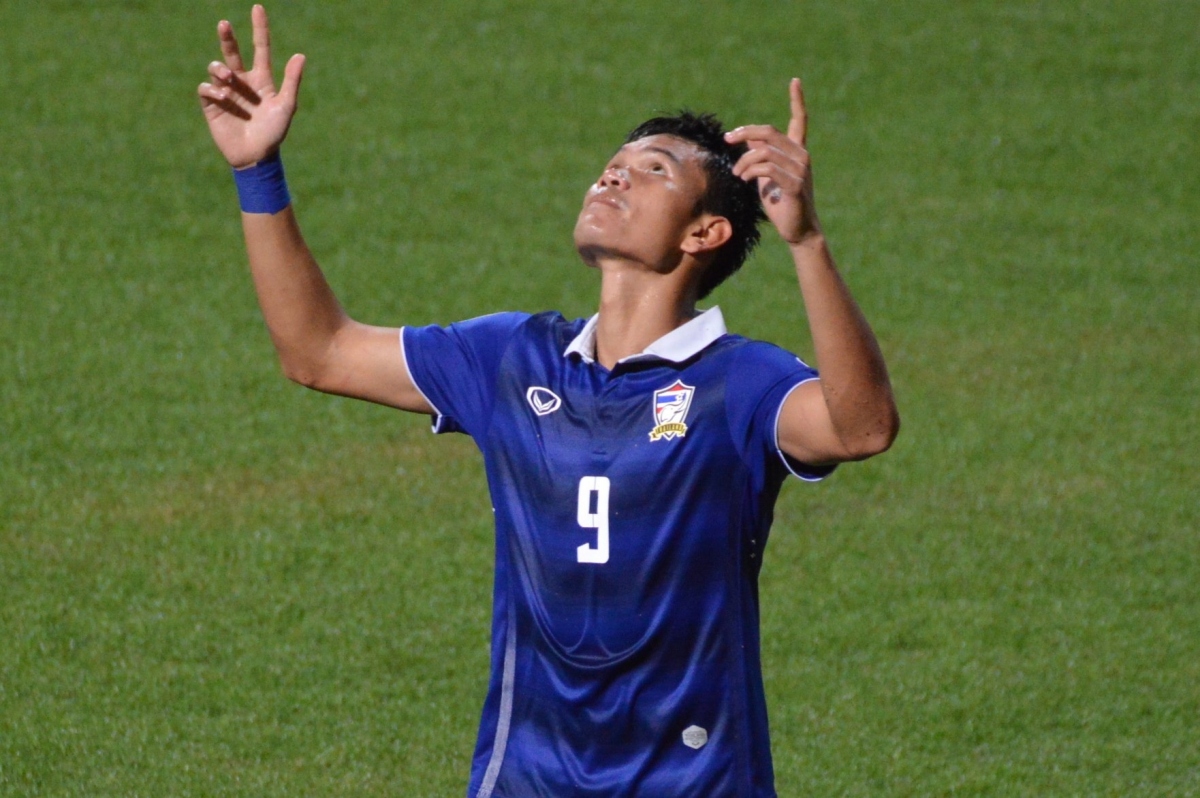 Ngày này năm xưa: Cầu thủ Thái Lan thực hiện điều khó tin ở AFF Cup