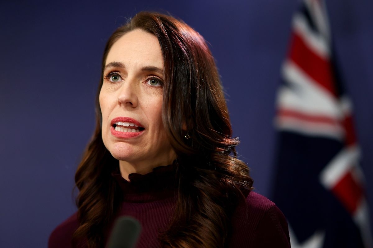 Uy tín của Công đảng cầm quyền và Thủ tướng New Zealand tiếp tục sụt giảm