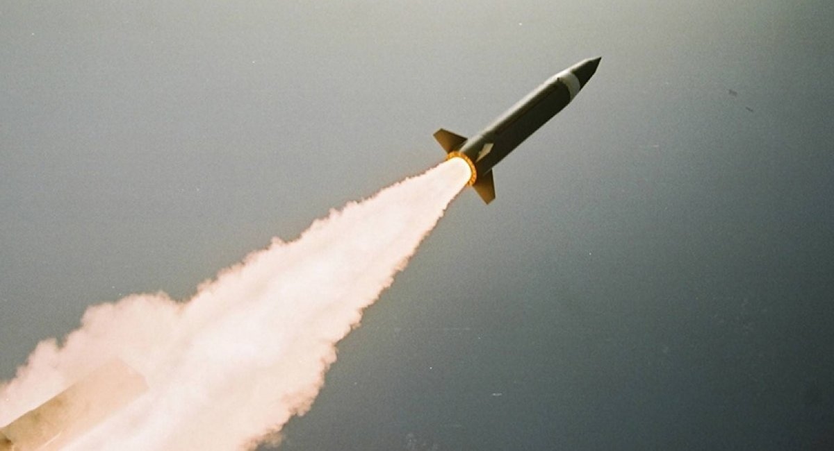 Israel có thể cung cấp cho Ukraine tên lửa tầm ngắn LORA để đáp trả Iran