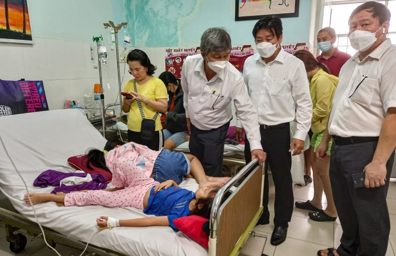 74 học sinh trường Ischool Nha Trang nghi bị ngộ độc thực phẩm