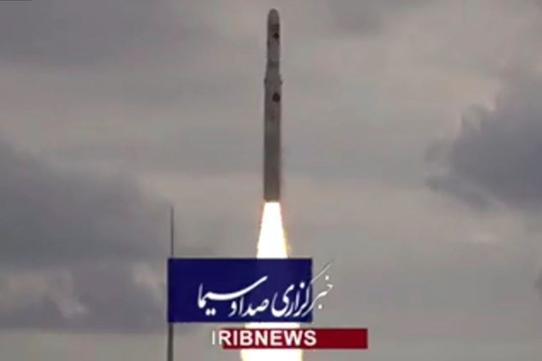Mỹ lo ngại sau khi Iran phóng thử thành công tên lửa đưa vệ tinh lên quỹ đạo