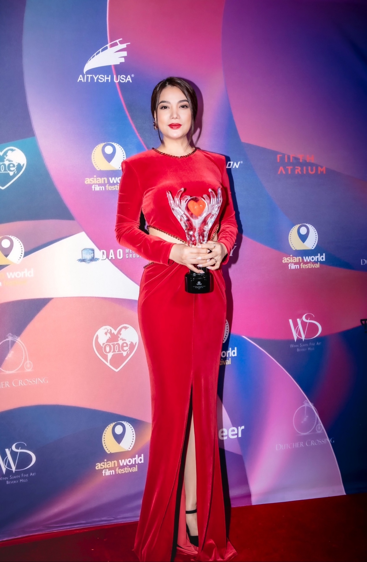 Trương Ngọc Ánh áp lực khi làm Chủ tịch giám khảo Liên hoan phim quốc tế